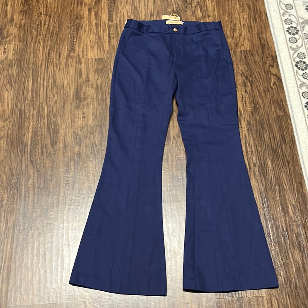 NWT beautiful Maggie Marilyn pants